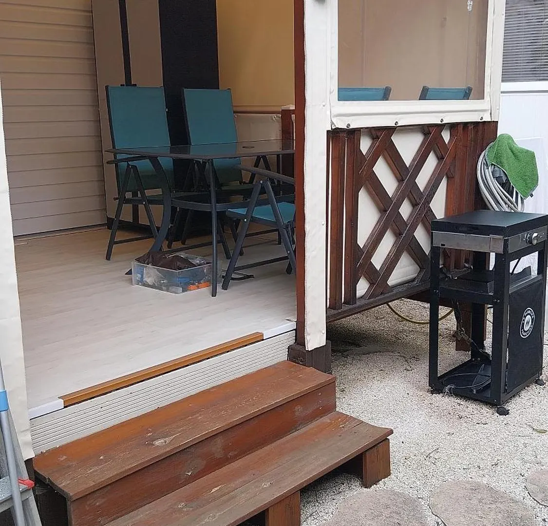Campsite Mobile Home Tout Confort A 200M De La Plage Hyeres France