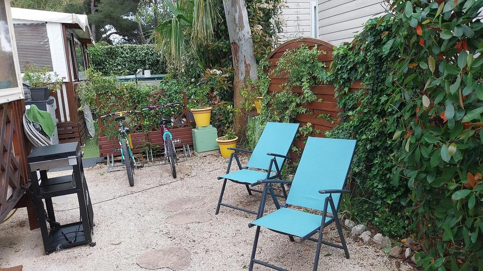 Mobile Home Tout Confort A 200M De La Plage Hyeres Campsite